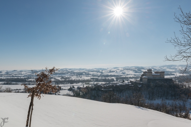 Castello di Torrechiara con neve
